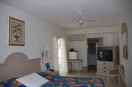Island Beachcomber Hotel Altona